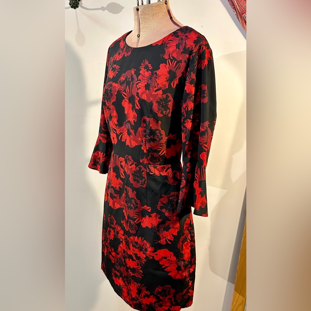Cynthia Steffe Floral Ruffle Sleeve Sheath Dress Red Black Size 2 - Picture 4 of 14